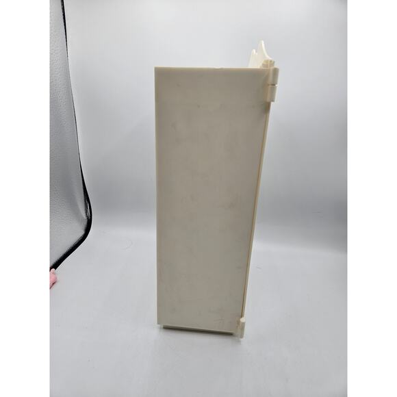 Marx Sindy‎ 1970s Wardrobe Cream Gold Trim Drawers Hangers Mirror - Picture 7 of 12